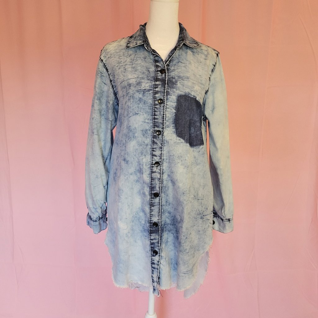 Thrill Button Up